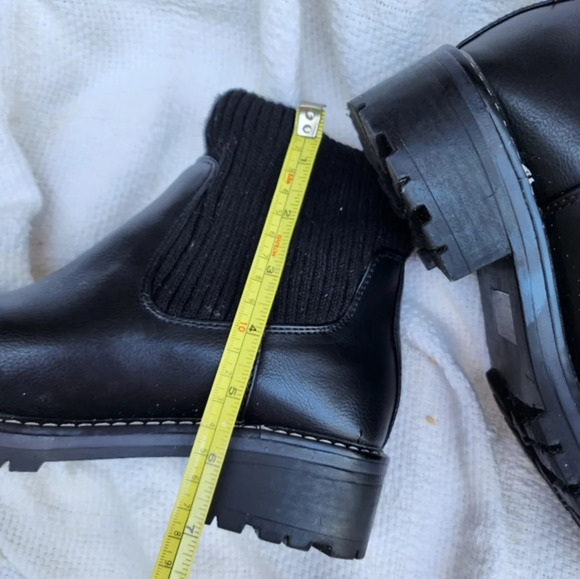 Kensie‎ Karolann lug sole Booties 8 - Picture 7 of 10